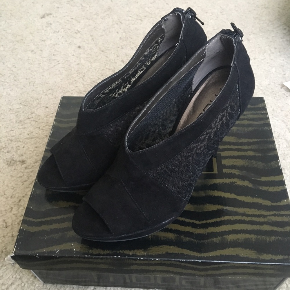 Black heels